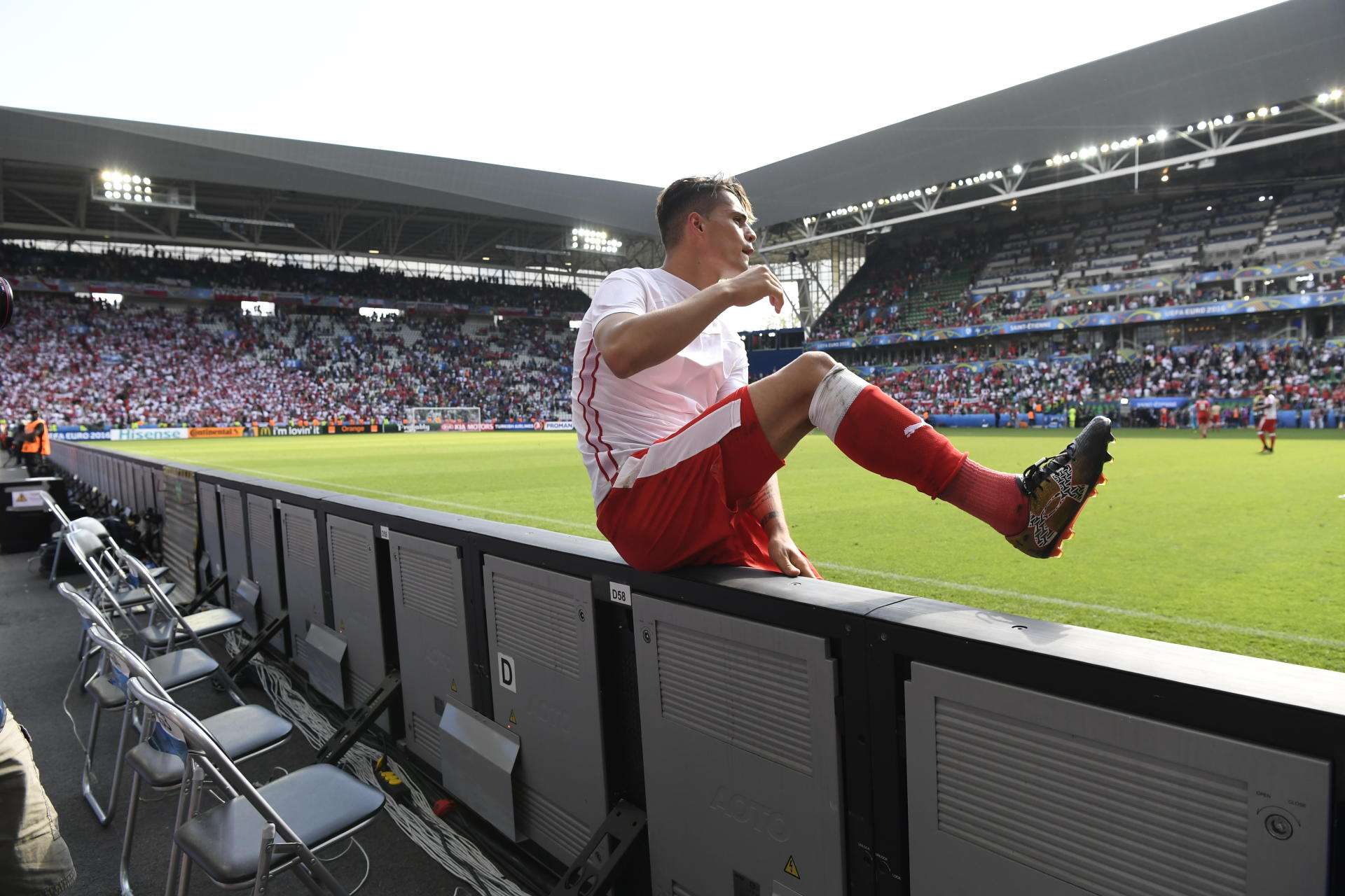 xhaka8